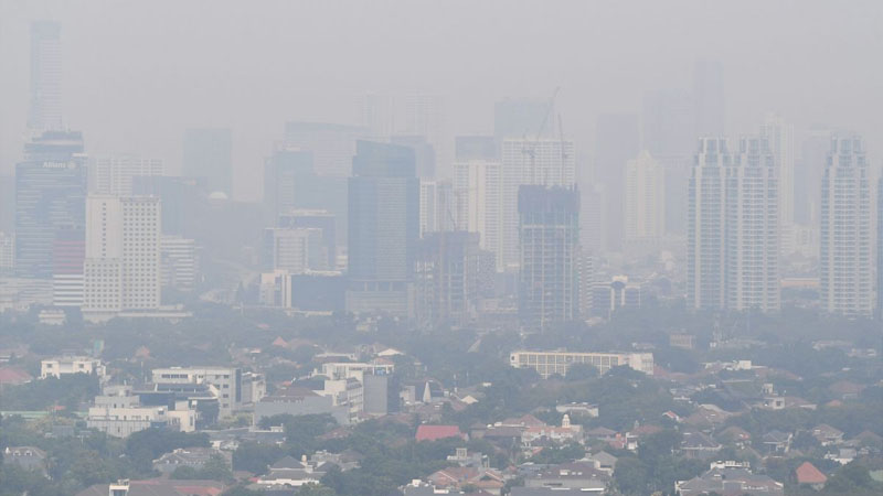 Udara Jakarta Tidak Sehat, Warga Diminta Jaga Kesehatan & Waspada